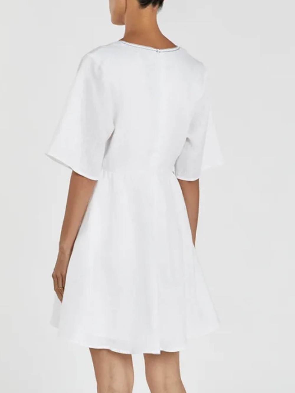 NWT DISSH Rhodes Linen White V-Neck Mini Dress with Contrast Piping Size 2 - Picture 2 of 12